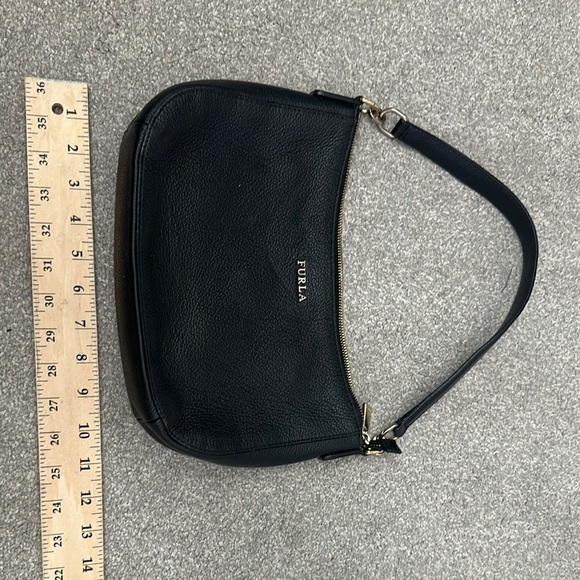 Furla Black Leather Shoulder Bag - Picture 4 of 4